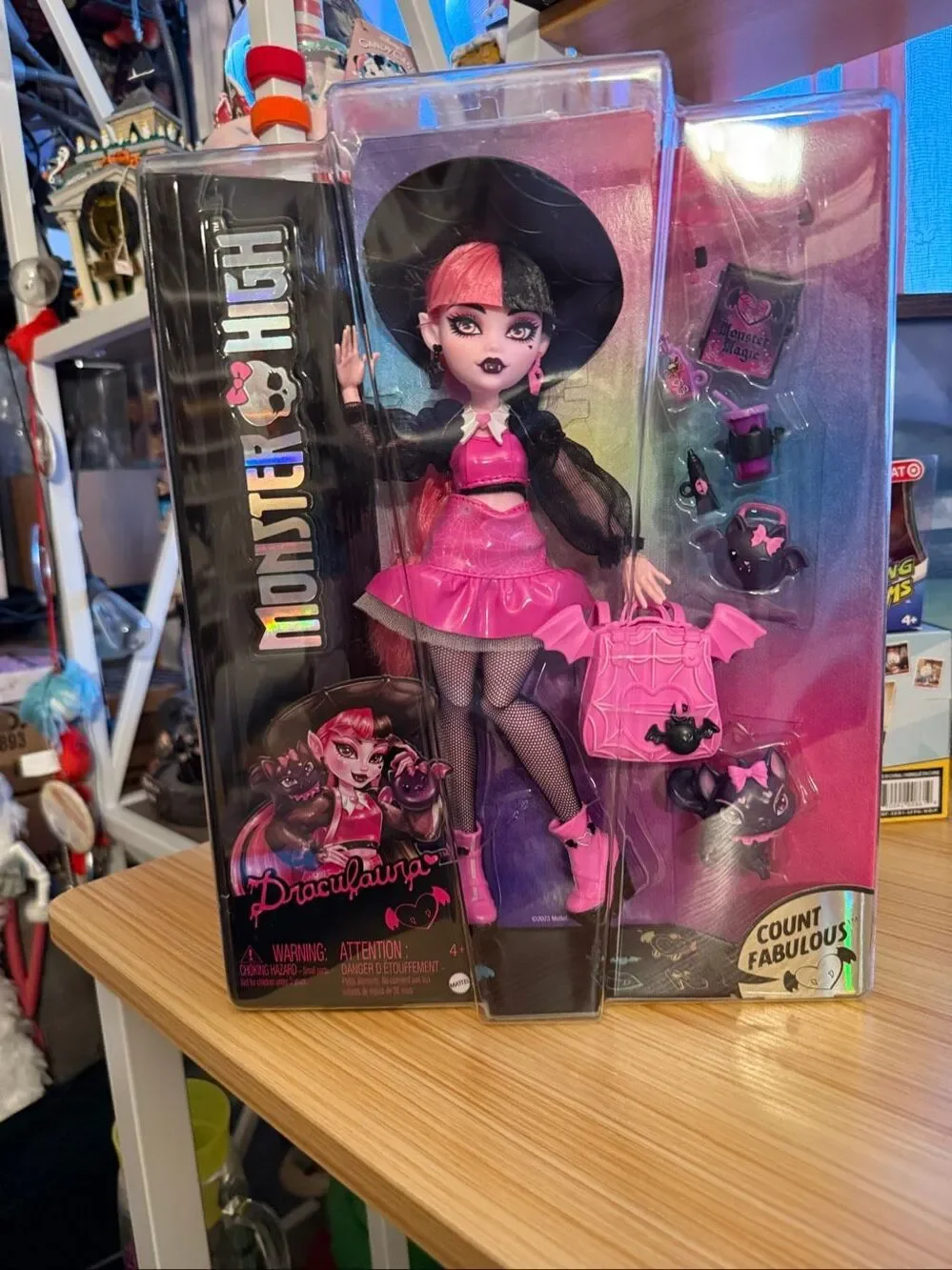 Monster High Creepover Party Draculaura Doll With Count Fabulous Pet Bat NRFB